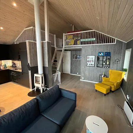 Modern In Malangen *