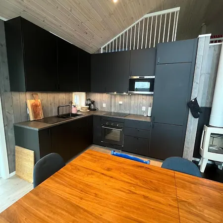 Modern In Malangen 펜션 Mestervik