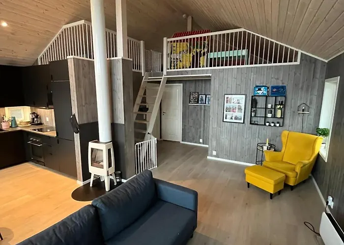 Modern In Malangen *