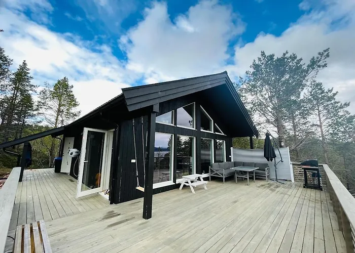 Nyaraló Modern In Malangen