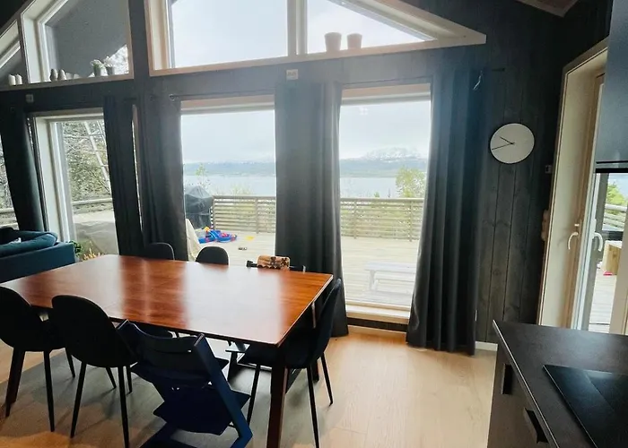 Modern In Malangen Mestervik